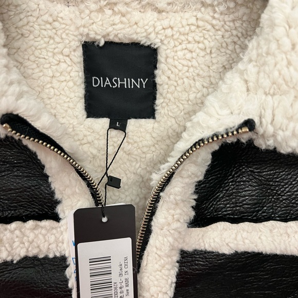 New woman’s winter jacket size large - Picture 9 of 10